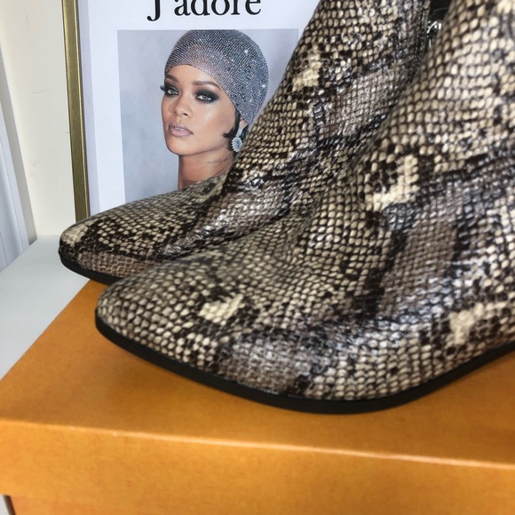 SNAKE Pewter Brown & Beige Pointed Toe Ankle Bootie Low Heel Boots Size 11 M NEW - Picture 5 of 11